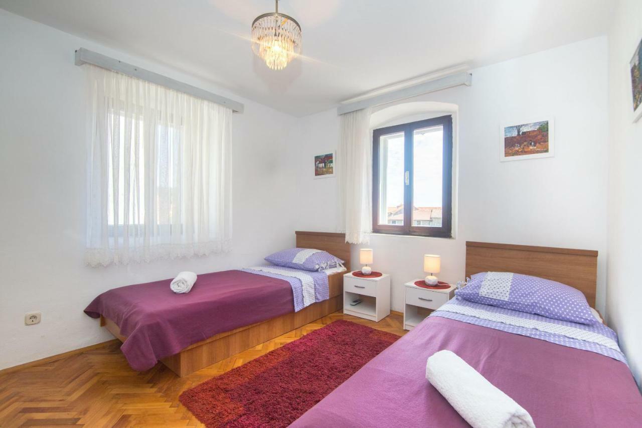 House Lotties Βίλα Stari Grad  Εξωτερικό φωτογραφία